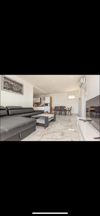 Apartments Arijan30 Celina Bagian luar foto